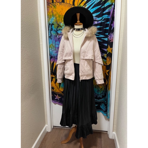 🌈 Amazing fox fur hooded coat - Picture 11 of 12